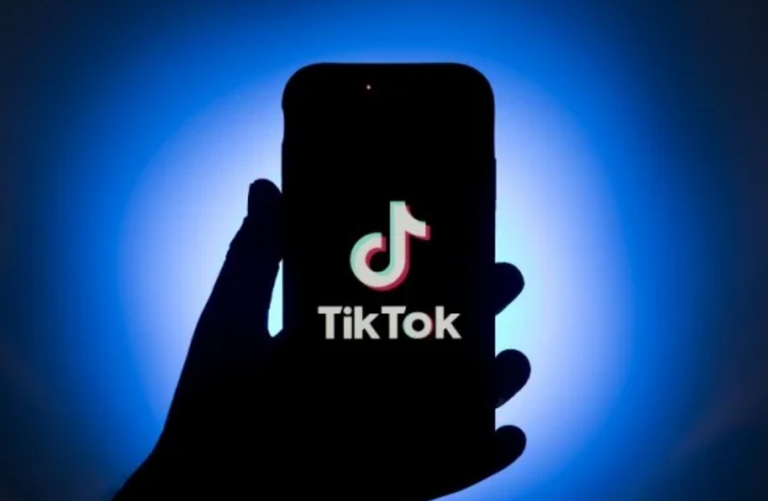 Produk-Terbaik-untuk-Analisis-RealTime-TikTok